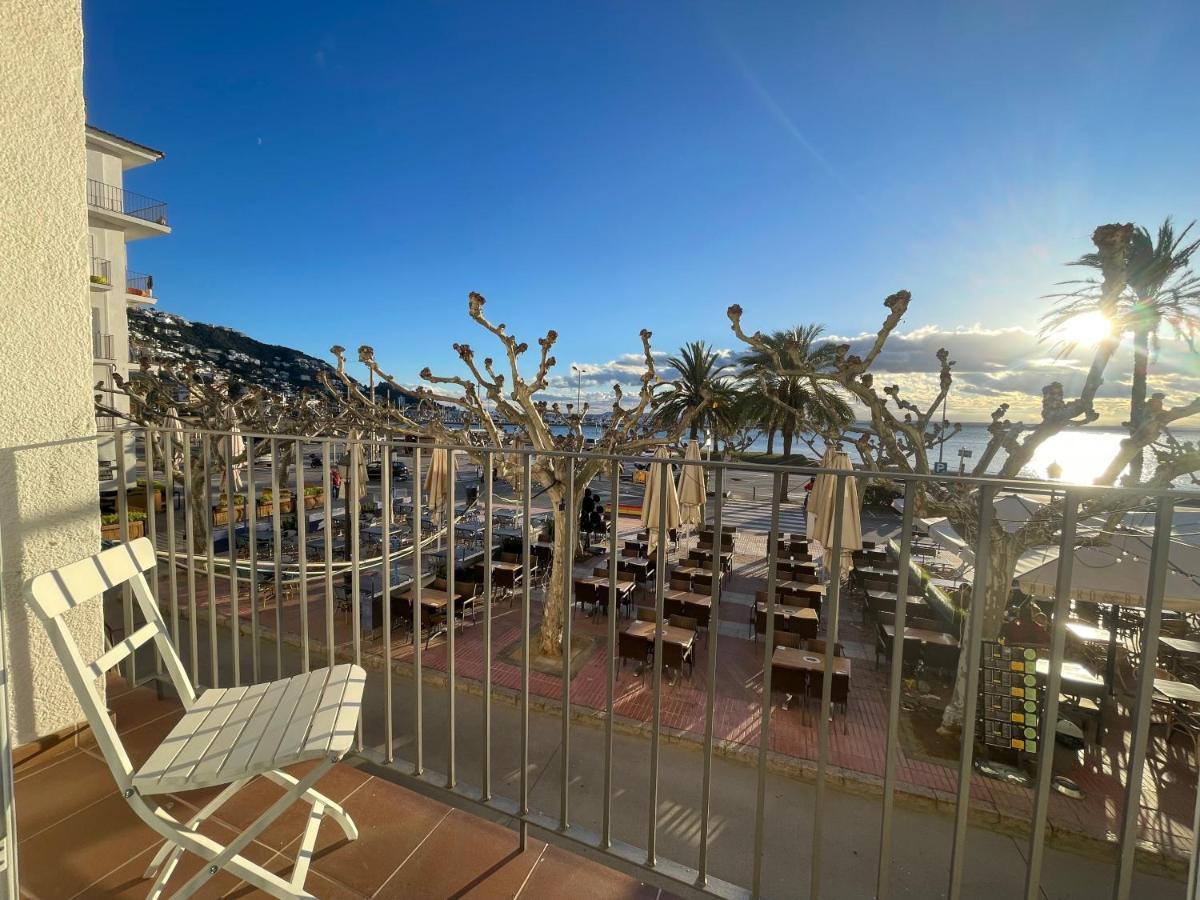 Apartaments Voramar Roses Exteriér fotografie